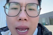 开云电竞-解说：小卡数据不亮眼但表现如战神 一场2、30分但每分都打死穴